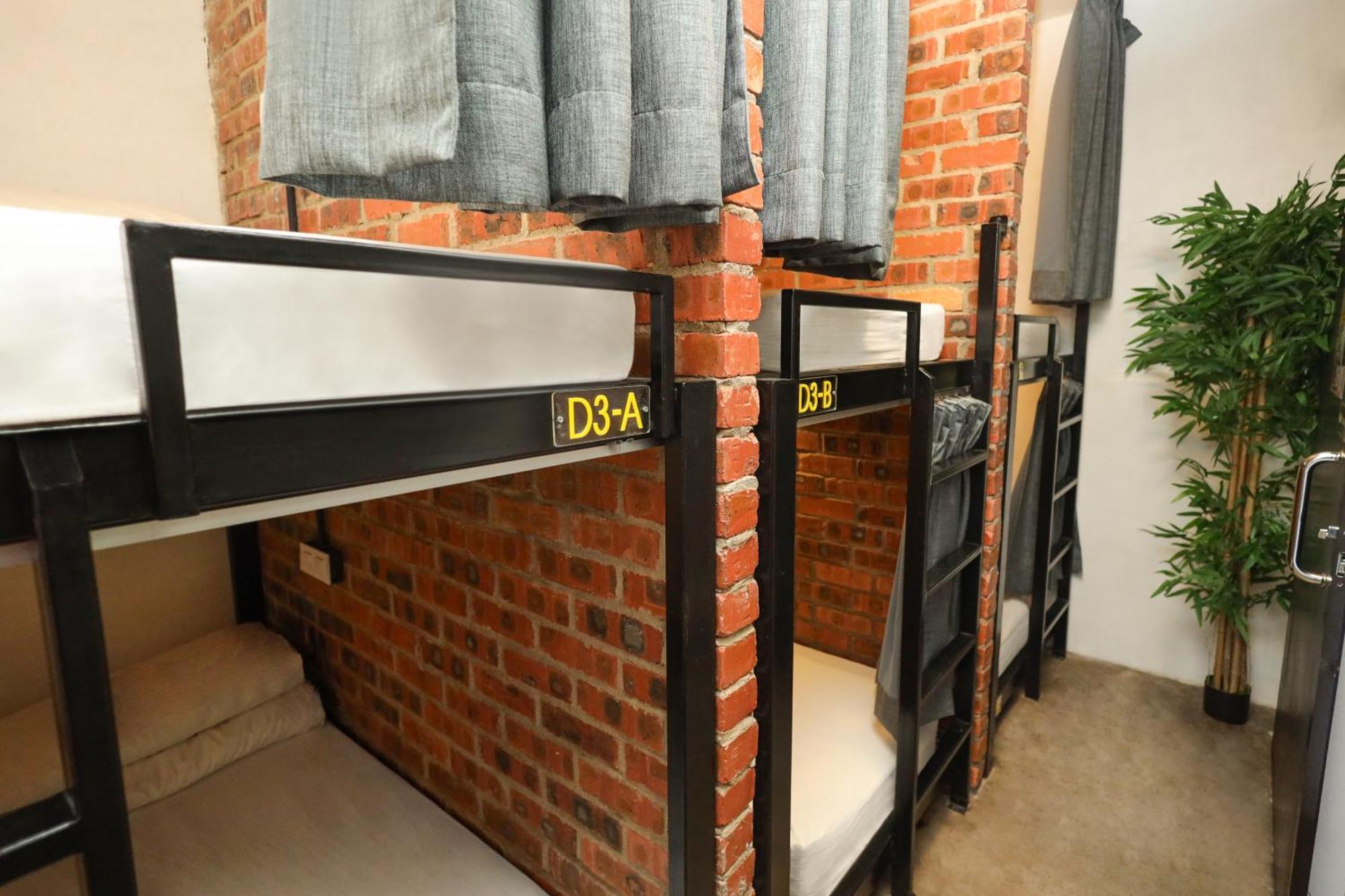 Bunk Bed Mixed Dormitory Room,1587536879:JPEG